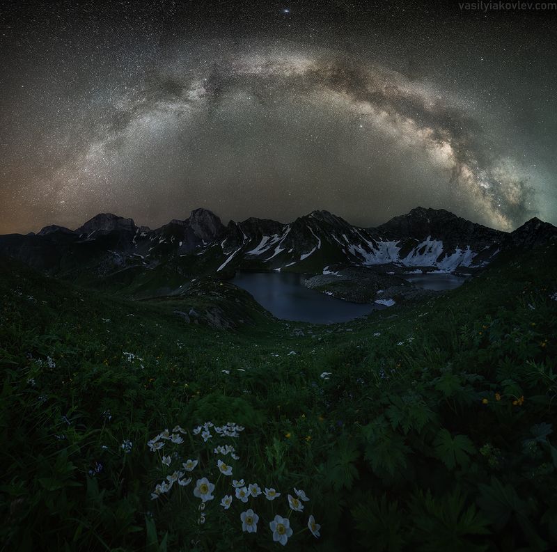 Ночь над Загеданскими озерами фото превью