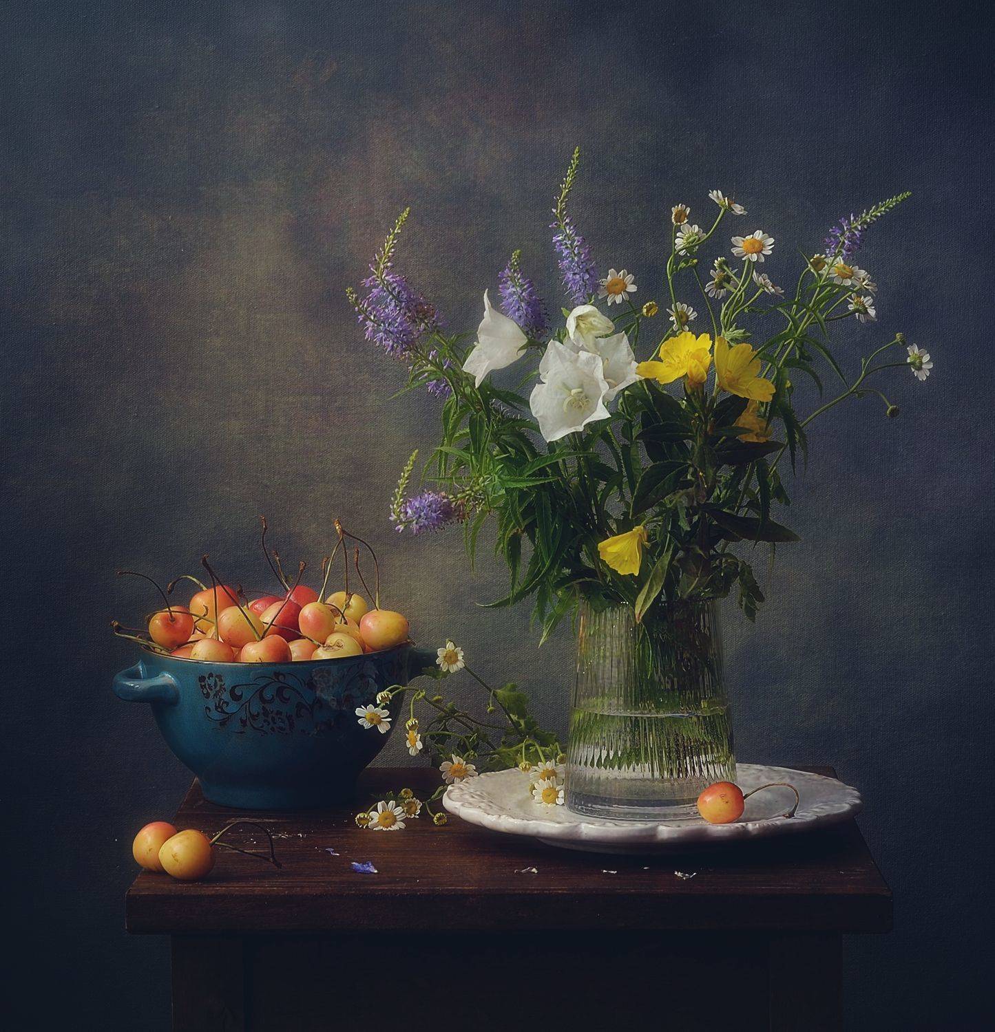 натюрморт,цветы,букет,лето,черешня,ягоды, Наталия К