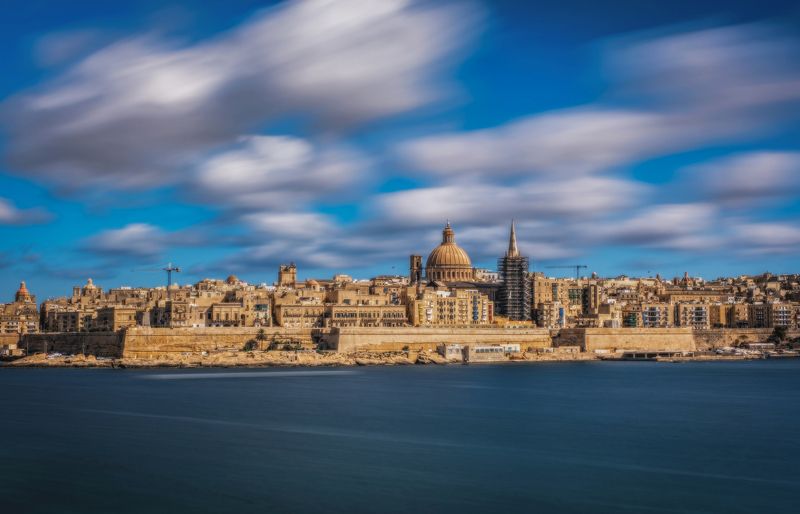 malta, water, mediterranean sea, sea, long exposure, island, june, summer, city, valletta, sliema, buildings, мальта, валлетта, слима, средиземное, длинная выдержка, город, остров, море Hurrying clouds over Valletta фото превью