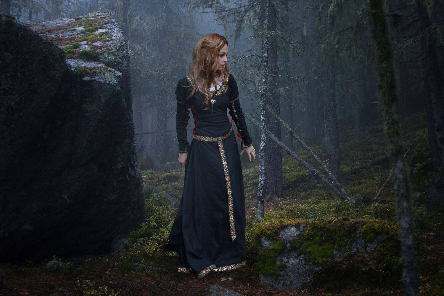 девушка, лес, скалы, Sergii Vidov