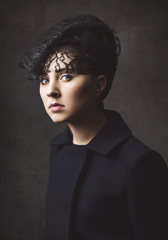 woman beauty BW portrait Danae фото превью