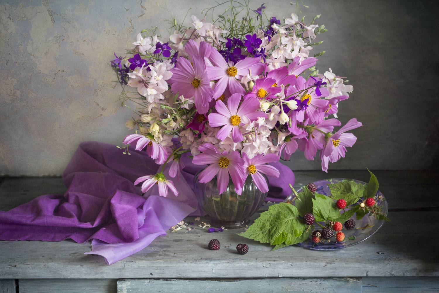 букет цветов, лето, натюрморт, ягоды, Зимина Лионелла