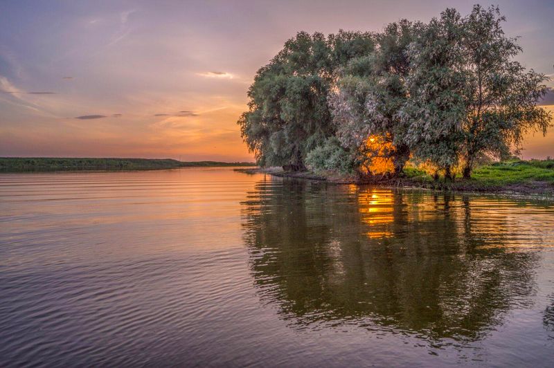 у села  камышово ВЕЧЕР  НА  РЕКЕ фото превью