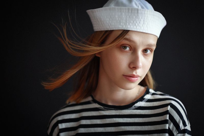 портрет Алёна фото превью