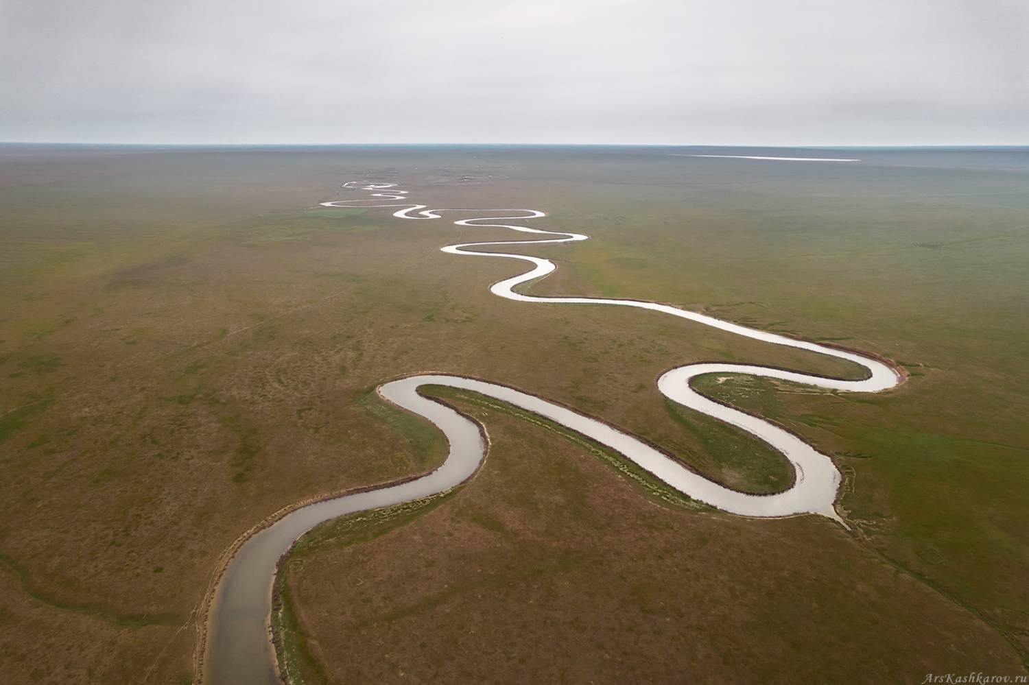 калмыкия, степь, поле, простор, равнина, меандры, маныч, река, изгибы реки, Арсений Кашкаров
