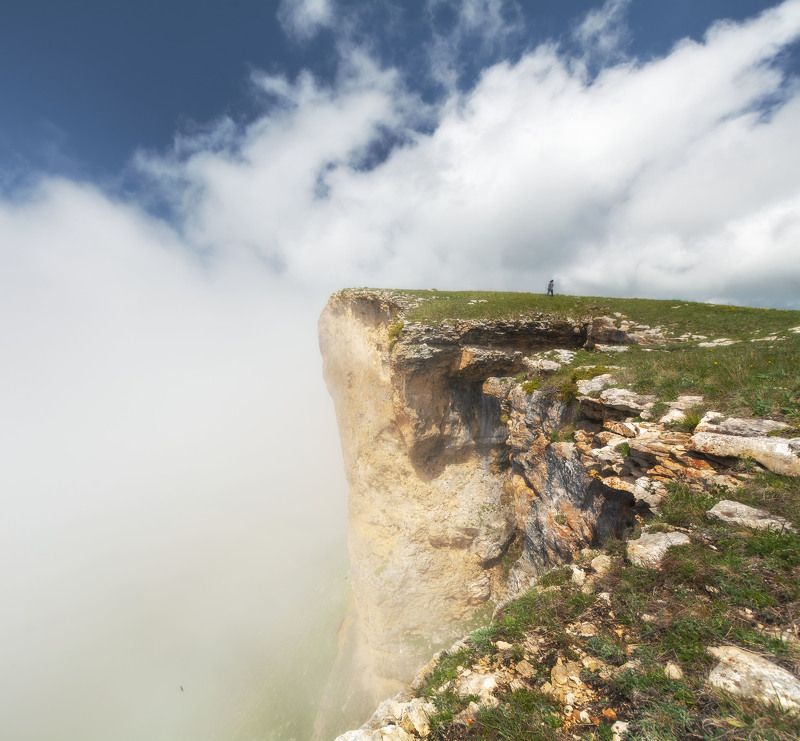 Касаясь облаков фото превью