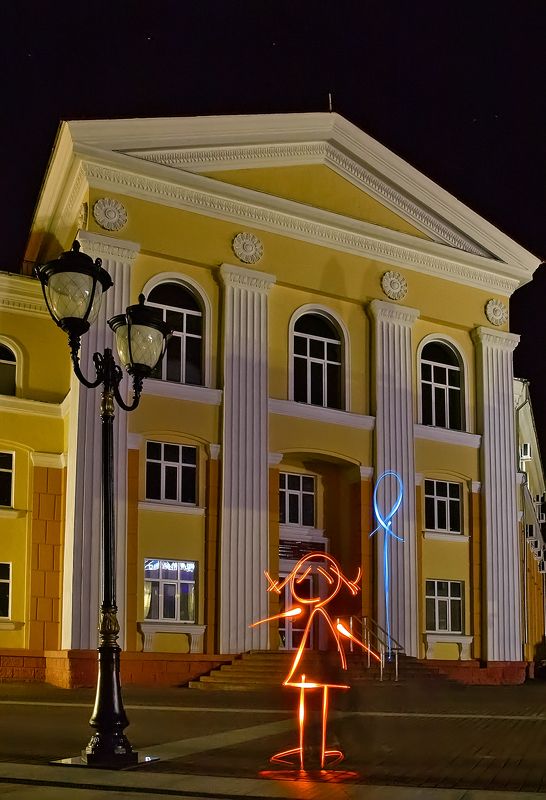 Девочка ждет... фото превью