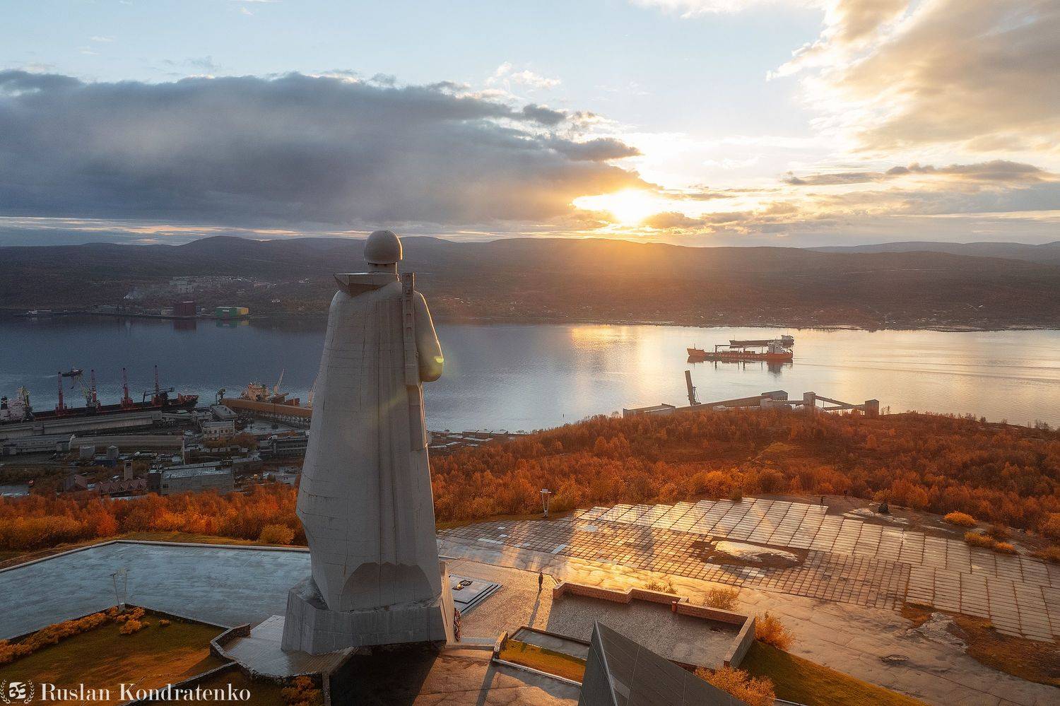 мурманск, алёша, защитникам советского заполярья, защитникам советского заполярья в годы великой отечественной войны, монумент, Кондратенко Руслан