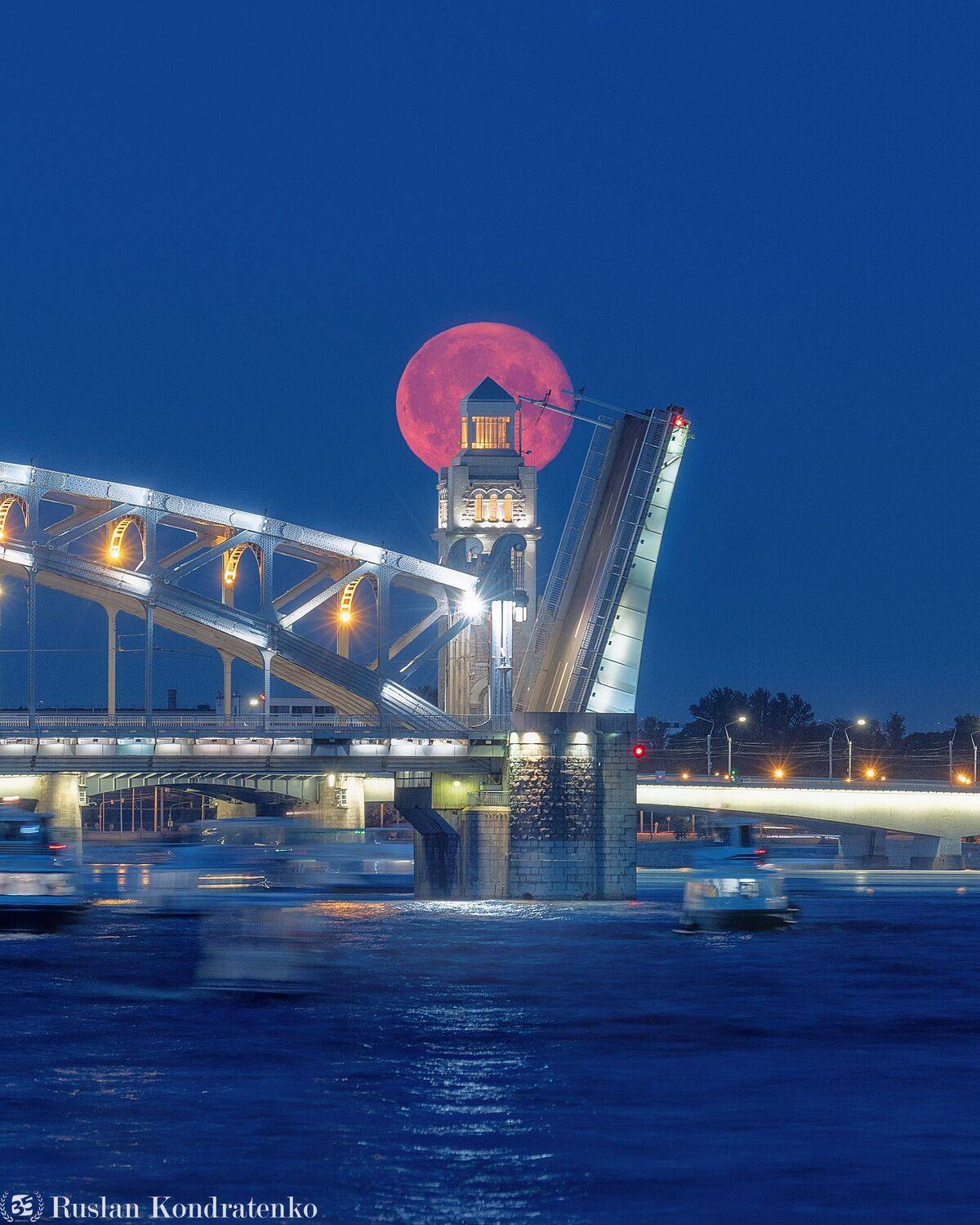 санкт-петербург, луна, полнолуние, восход луны, прострел, заход луны, Кондратенко Руслан