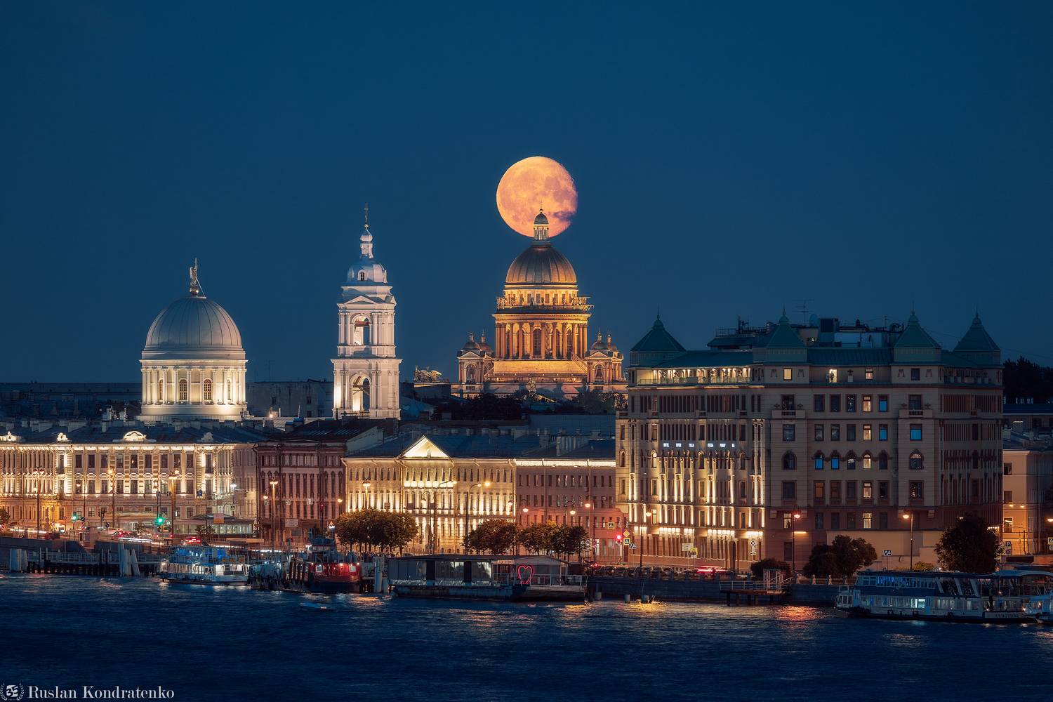 санкт-петербург, луна, полнолуние, восход луны, прострел, исаакиевский собор, исаакиевский, церковь, екатерининская церковь, мост бетанкура, Кондратенко Руслан