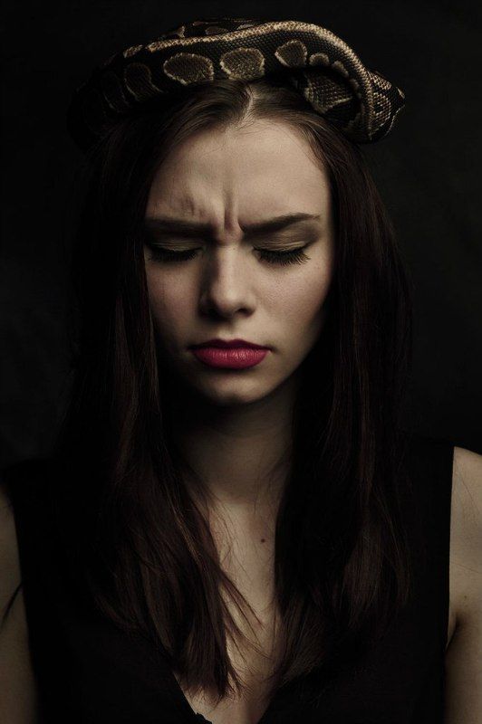 девушка, змея, girl, snake, portret Eve фото превью