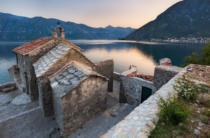 Утро в бока-которском заливе фото превью