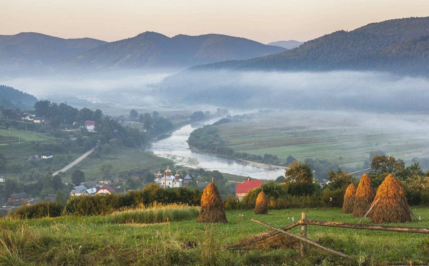 утро, лето, туманы, рассвет, Никита Сердечный