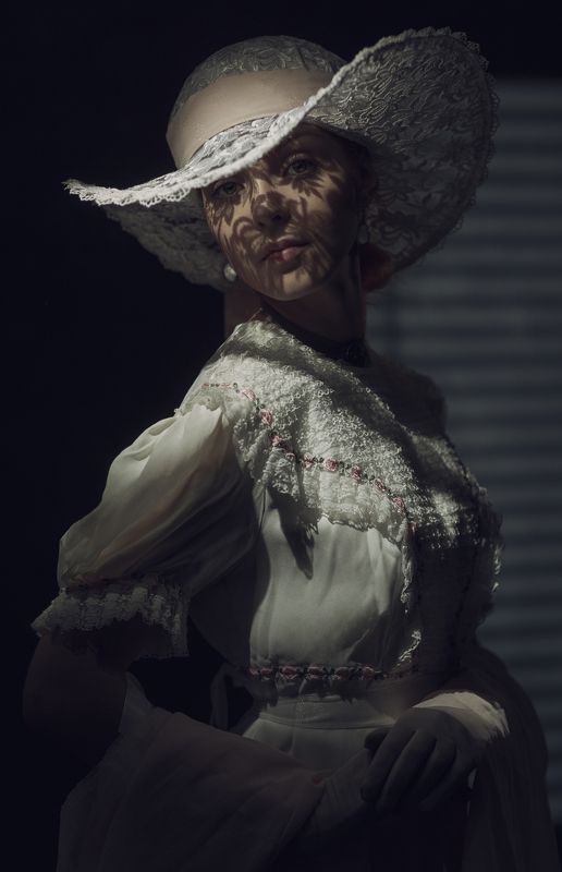 dedolight, portrait, dark, retro, women, woman, dress,  *** фото превью