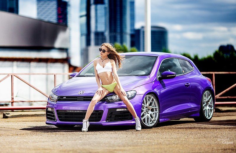 девушка и авто фото превью