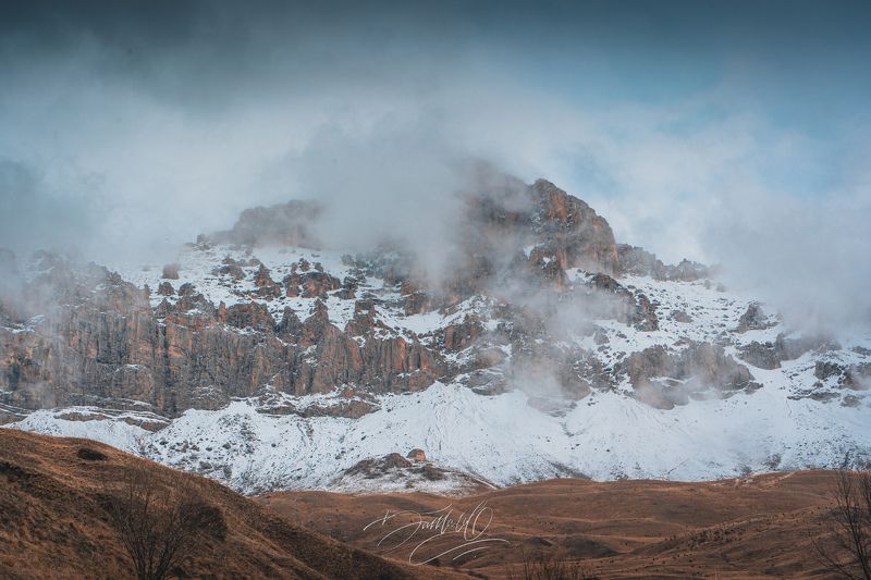 горы, зима, дерево, снег, природа, осетия, природа осетии, кавказ, россия, горы россии, осень РСО-Алания, с. Верхний Згид, февраль 2023 фото превью