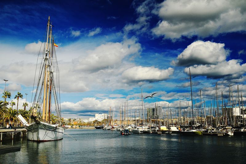 Barcelona harbour фото превью