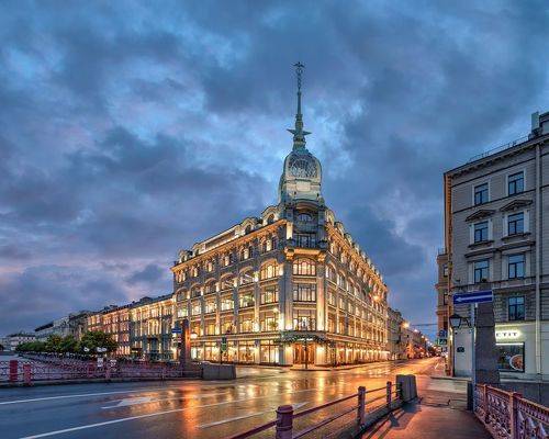 Дом у Красного моста