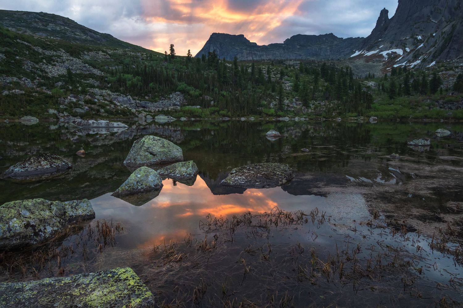 ергаки саяны озеро путешествие туризм горы сибирь горныйтуризм рассвет спящийсаян, Саблин Станислав