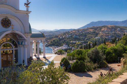 Крым. Храм-маяк