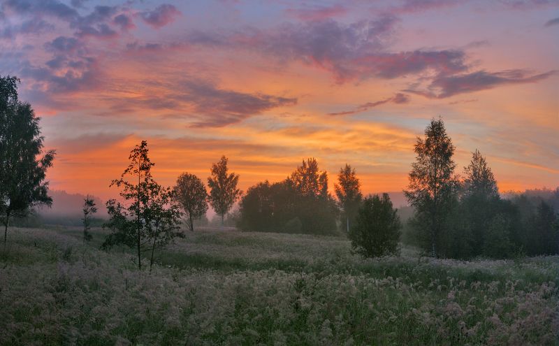 Рассвет после грозы. фото превью