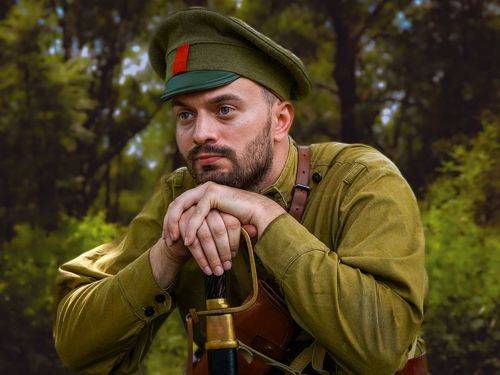 Думы командира.