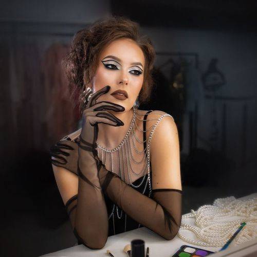 Актриса