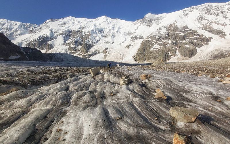 Безенгийский ледник фото превью