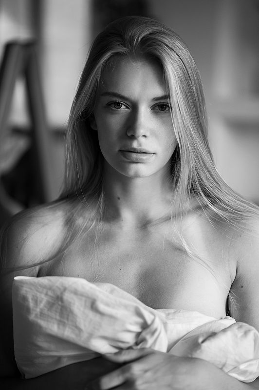 V фото превью