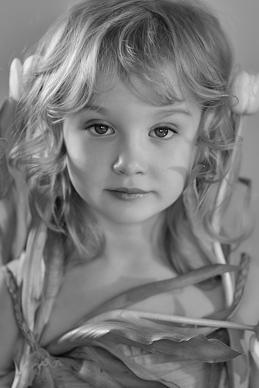 #детскийпортрет #чернобелое #алекса ТЮЛЬПАНЫ фото превью