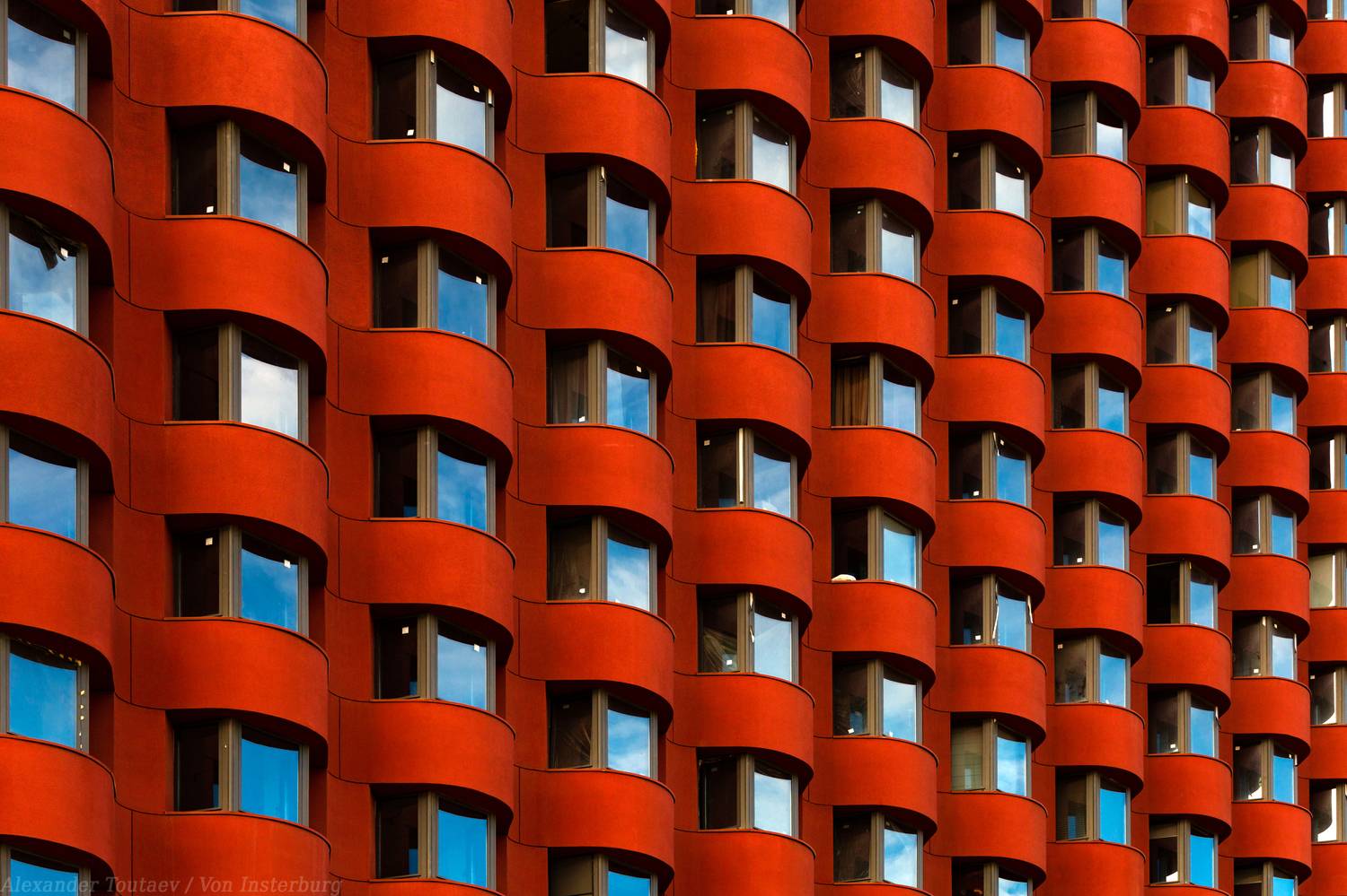 здание, строение, фасад, архитектура, город, цвет, красный, окна, architecture, building, wall, city, abstract, construction,, Alexander Toutaev