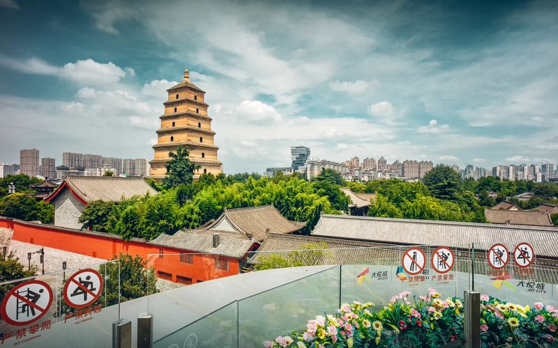 不夜城&大雁塔 不夜城&大雁塔 фото превью