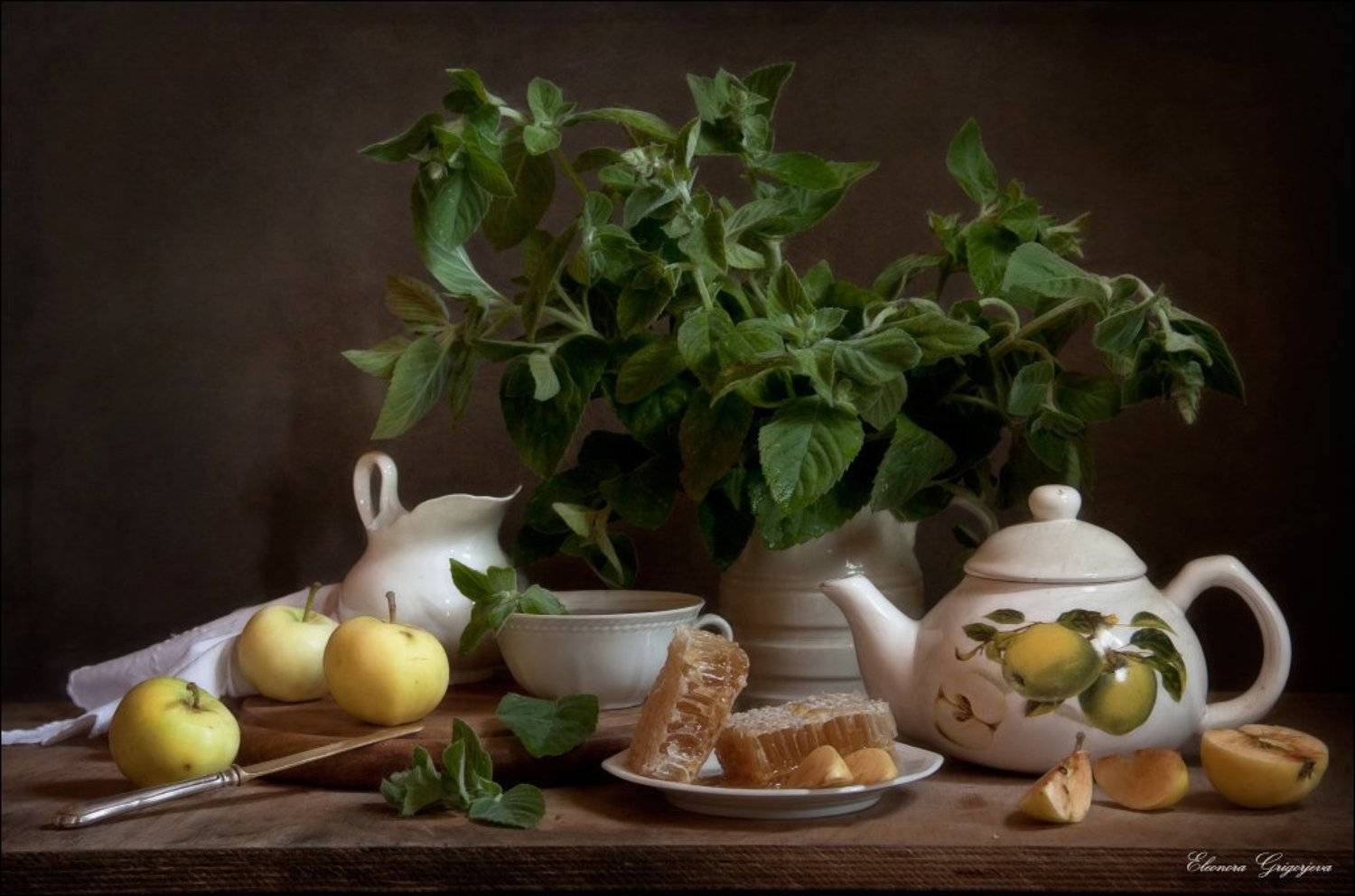 зелёный, лето, мёд, мята, соты, сотынатюрморт, чай, яблоки, Eleonora Grigorjeva