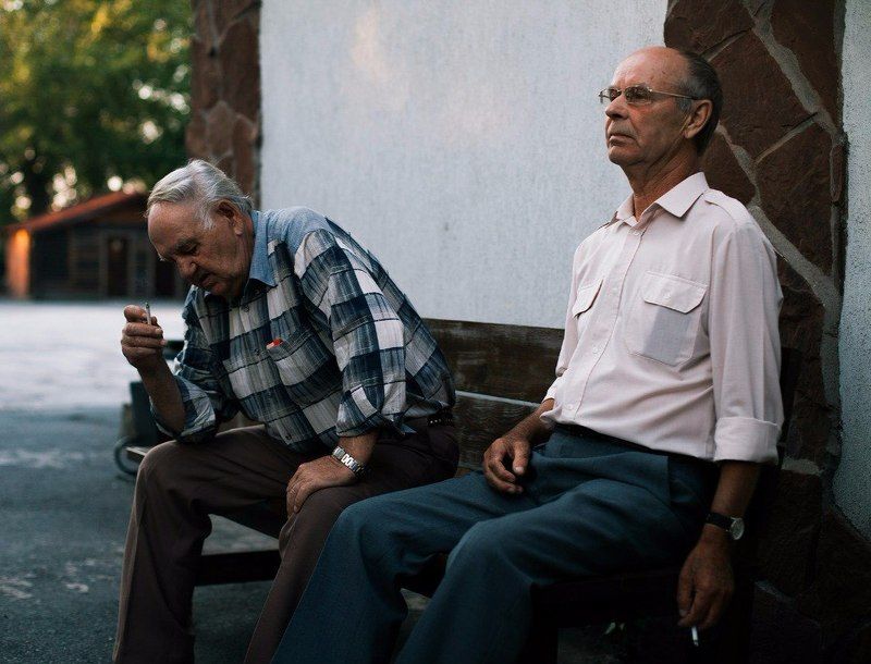 man portrait old street  7675 фото превью