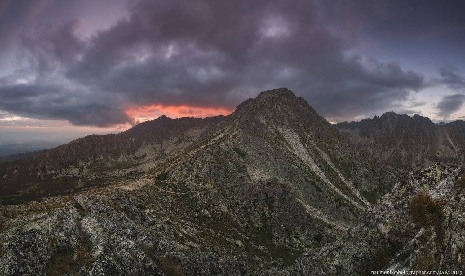 Lightroom, Naumenkophotographer, Photoshop, Ptgui, Samyang 14mm f/2.8, Sony A7r, Высокие Татры, Горы, Закат, Камни, Панорама, Пейзаж, Предне-Солиско, Путешествие, Словакия, Фотография, Фотопоход, Александр Науменко