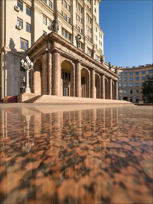 Баумана, Бауманка, Вход, Город, Государственный, Гранит, Москва, Московский, Отражение, Россия, Технический, Университет Россия. Москва. Московский государственный технический университет имени Н. Э. Баумана. фото превью