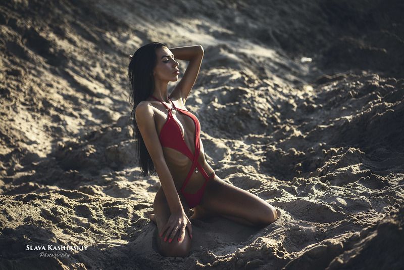модель, пляж, песок, бикини Алена фото превью