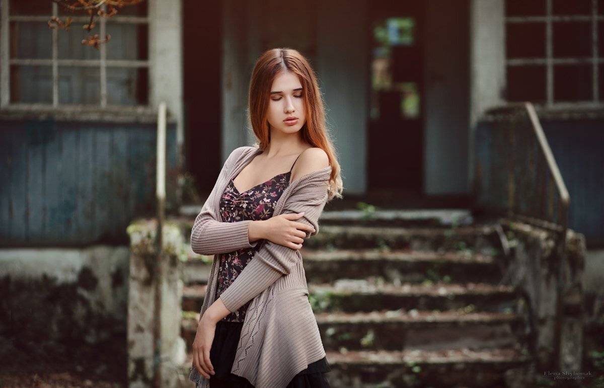 девушка, дом, деревня, ретро, Шиленок Елена