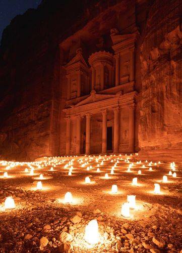 Ночная Петра