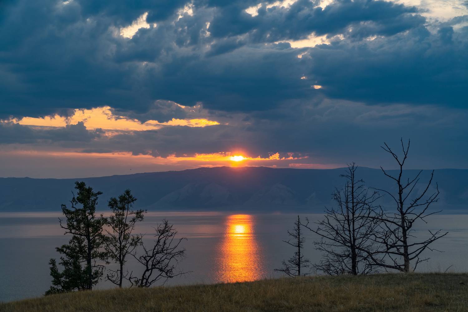 байкал, ольхон, приморский хребет, закат, малое море, Тильпунов Михаил