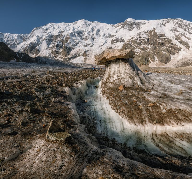 центральный кавказ, кабардино-балкария, безенгийский ледник, июль Архитектурные формы Безенгийского ледника фото превью