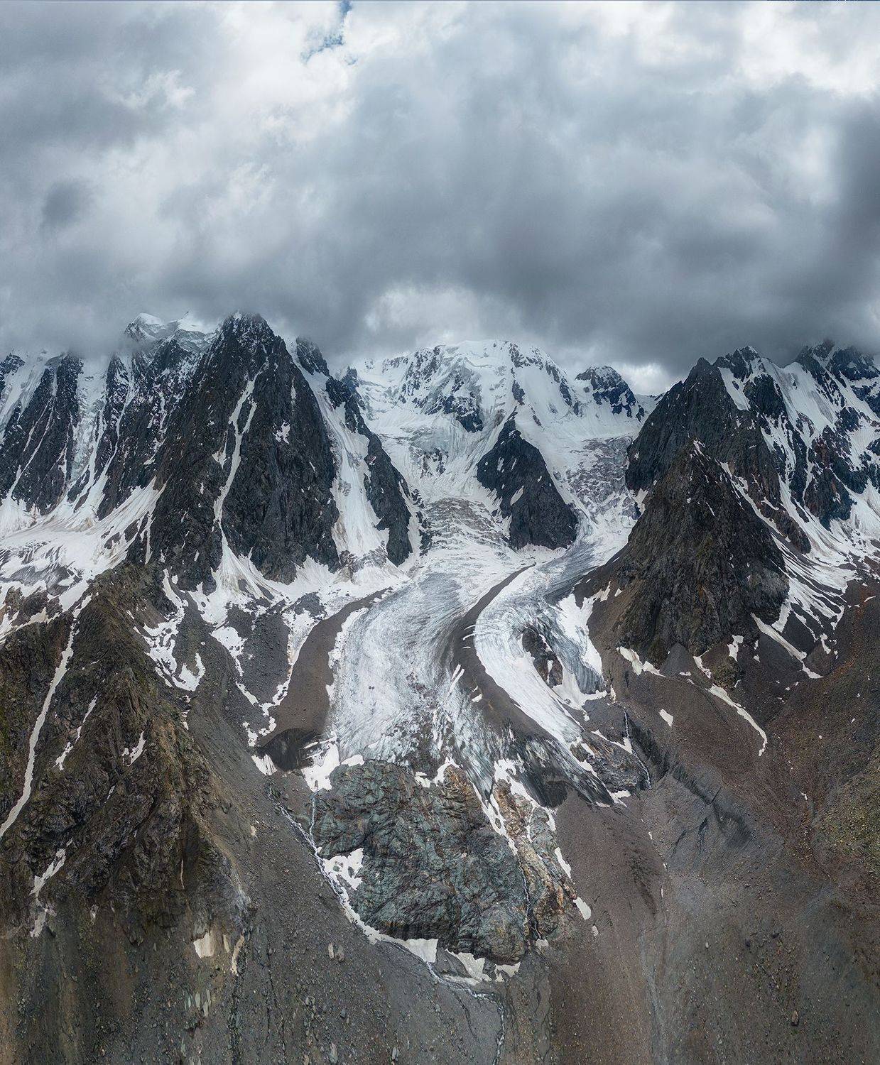 алтай, Василеня Роман