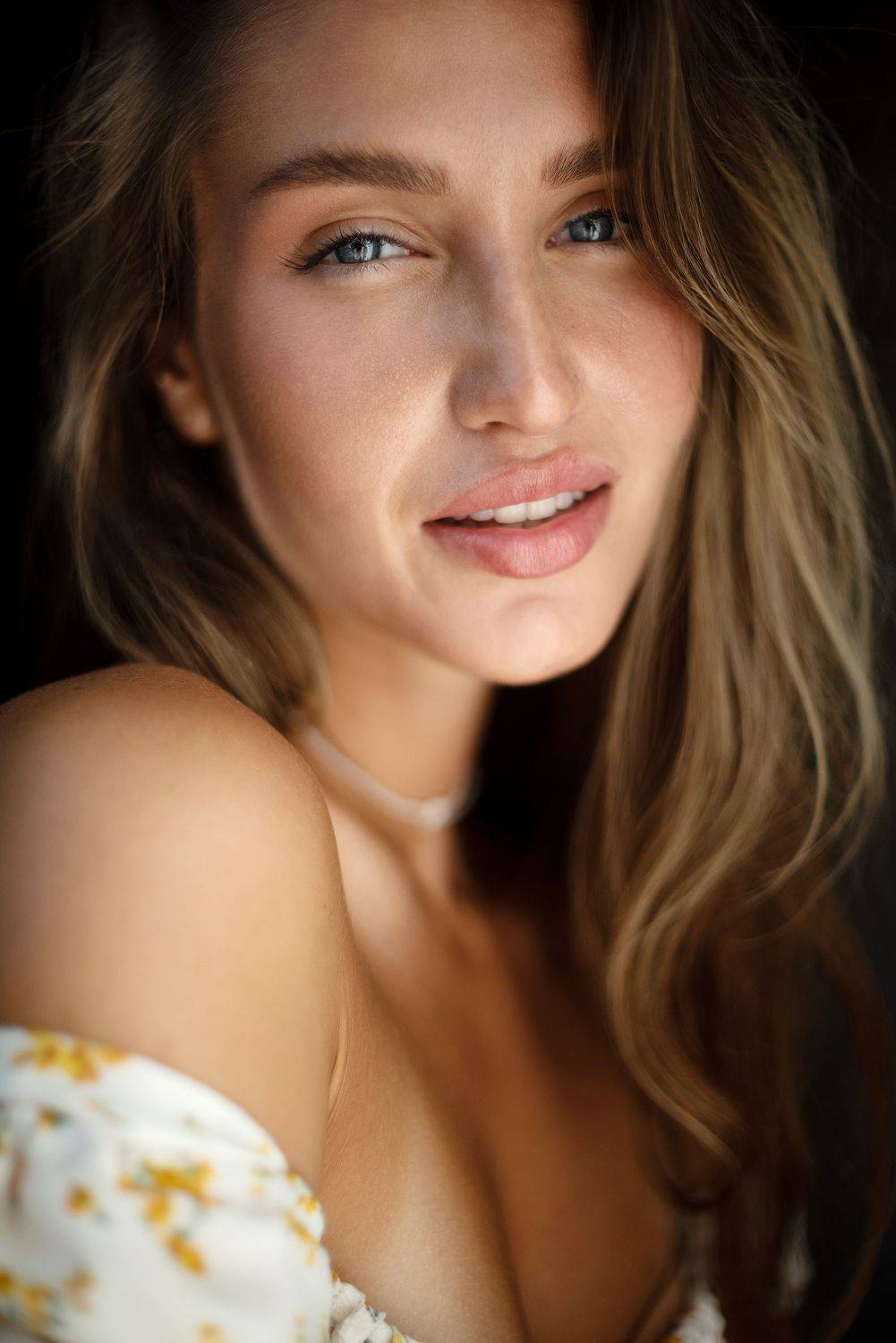 портрет, портретная фотография, женский портрет, естественный свет, фотосессия, цвет, девушка, естественность, Кармаков Матвей
