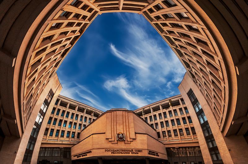 Парламентский ракурс фото превью