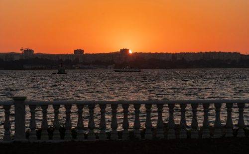 Возникновение воскресного светила.
