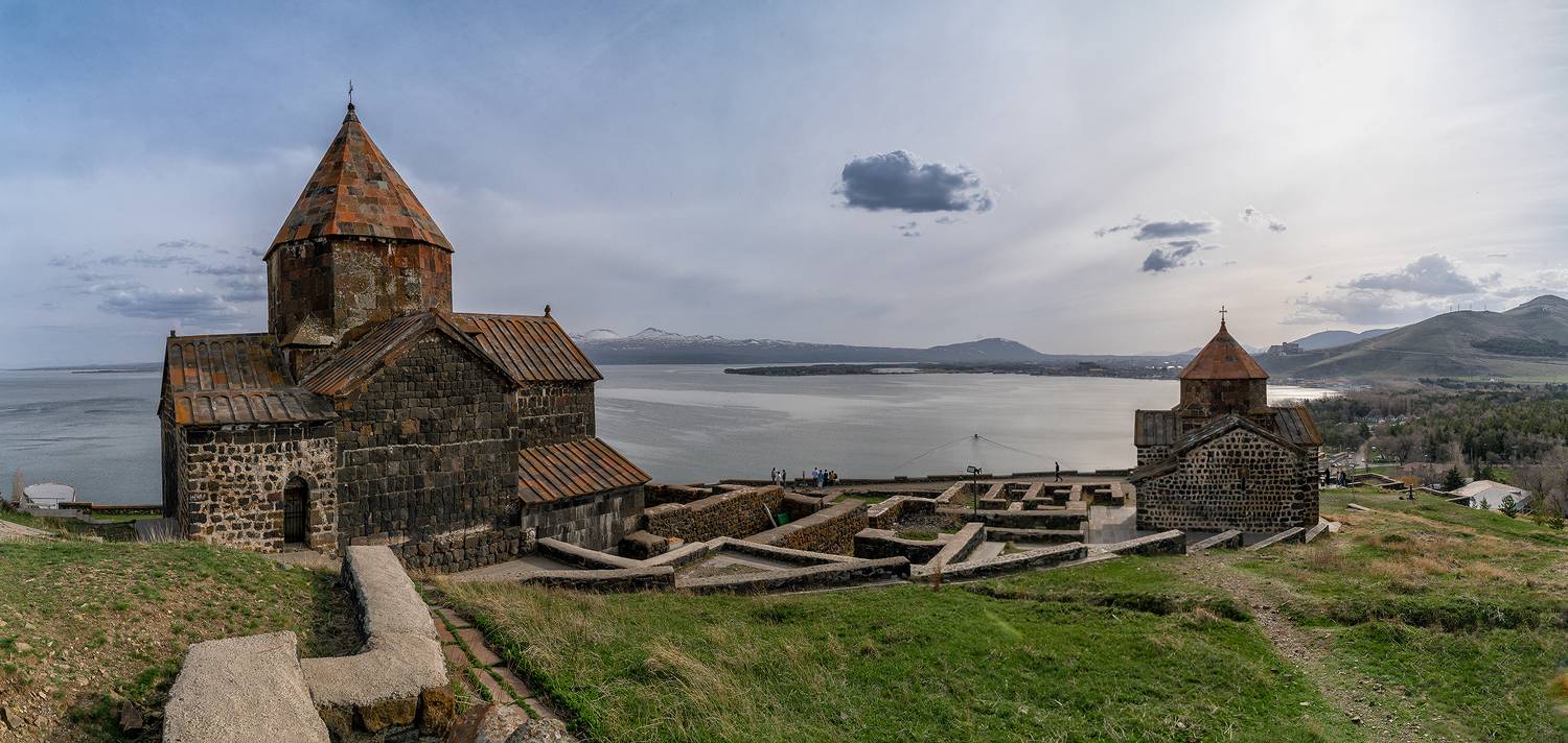 Армения,Севан,озеро,монастырь,природа, пейзаж, Ереван, Лариса Дука