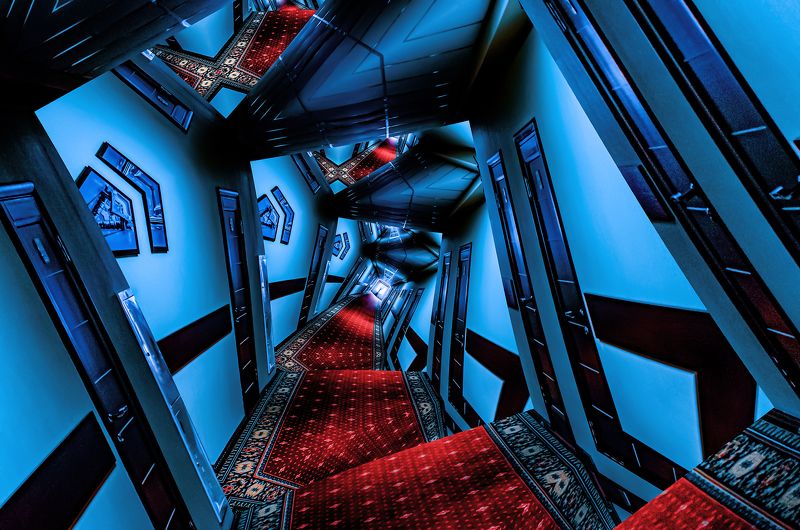 Пространственный лабиринт фото превью