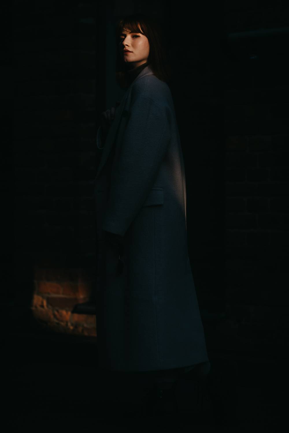 молодая девушка, городской стиль, дворы, на открытом воздухе, Алексей Плешков