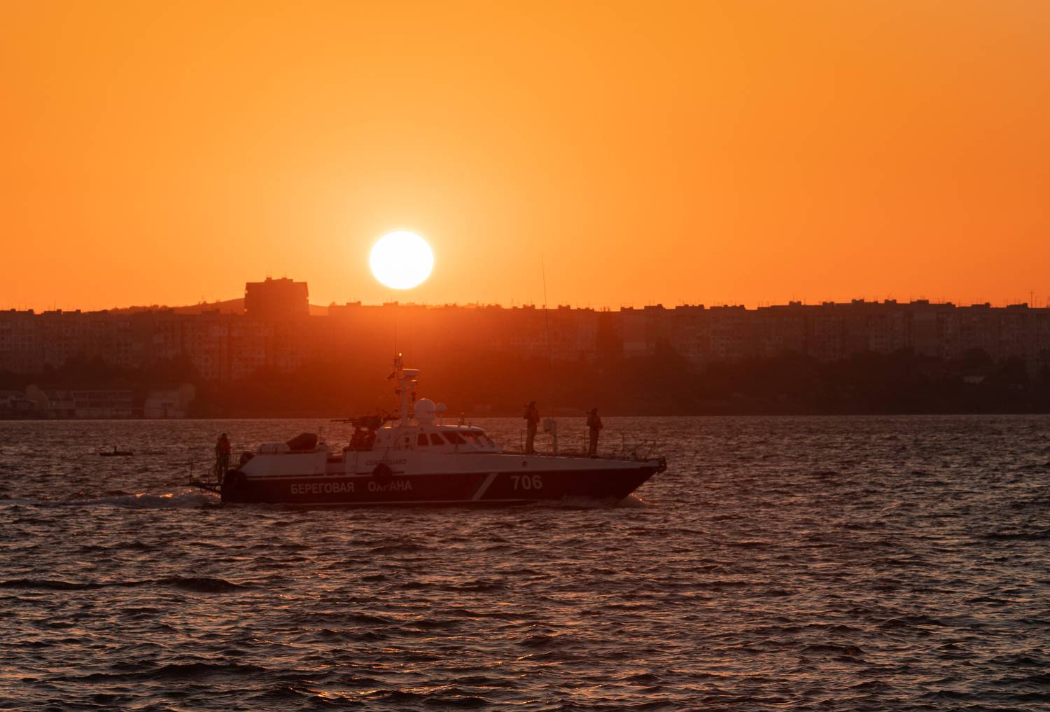 лето, утро, восход, рассвет, солнце, море, золото, тишина, атмосфера, горизонт, диск, возникновение, появление, воскресение, sony a7 iii, sony alpha ilce 7m 3, юпитер 37а, советская оптика, керчь, крым, россия, Щербак Анатолий