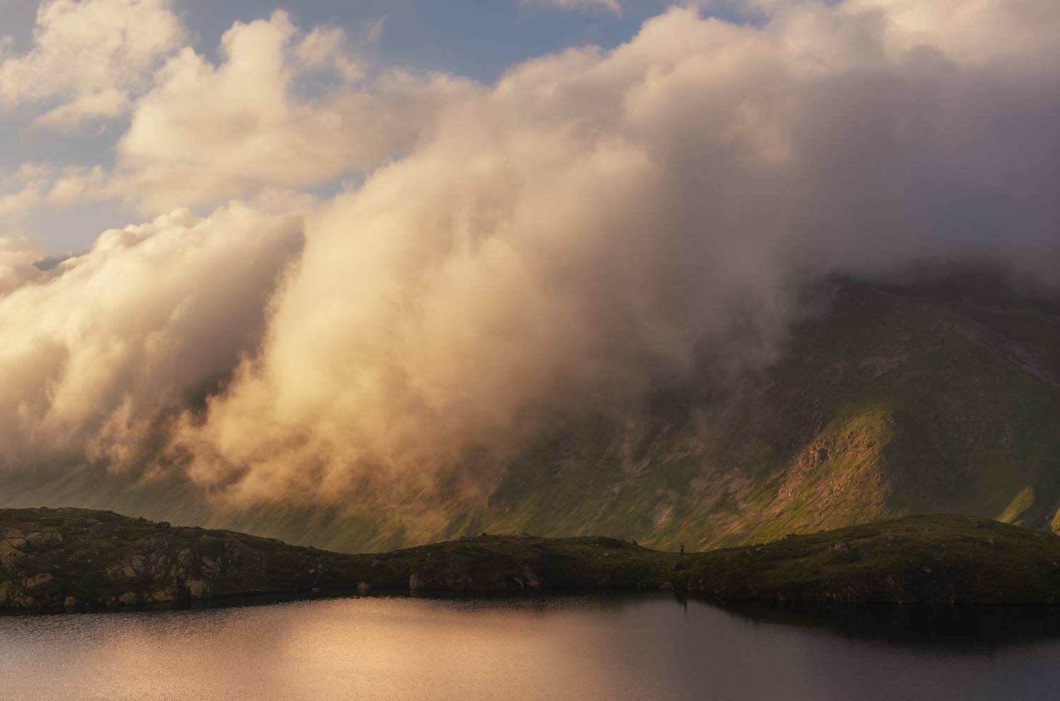 , Кахарова Наргиза